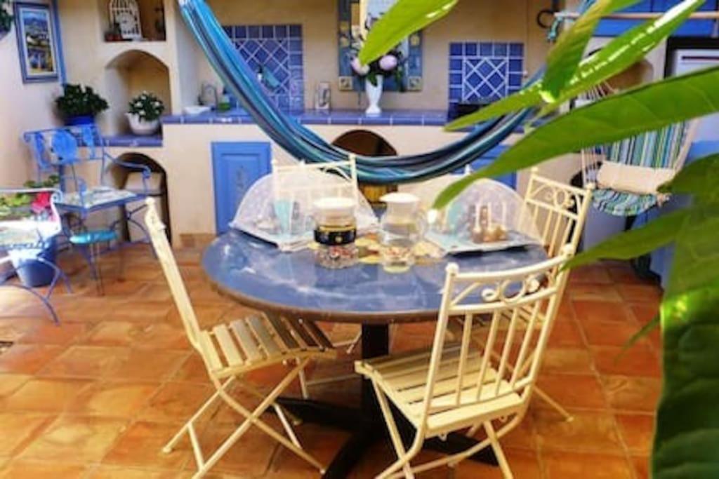 Nouveau ! Chambre D'Hote Insolite Privee " Coeurs De Pirates A Bali En Provence" Spa Sauna Massages Dans Cadre Exotique D'Amenagements Exterieurs D'Exception Ete Comme Hiver Bienvenue !!! Кавалер-сюр-Мер Экстерьер фото