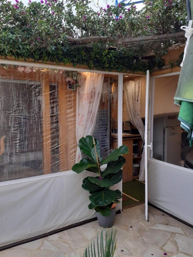 Nouveau ! Chambre D'Hote Insolite Privee " Coeurs De Pirates A Bali En Provence" Spa Sauna Massages Dans Cadre Exotique D'Amenagements Exterieurs D'Exception Ete Comme Hiver Bienvenue !!! Кавалер-сюр-Мер Экстерьер фото