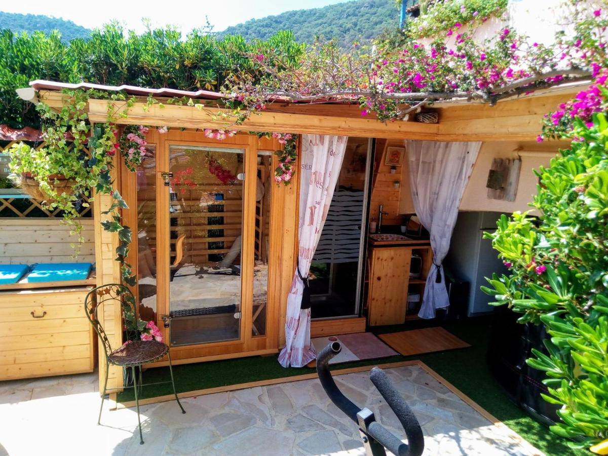 Nouveau ! Chambre D'Hote Insolite Privee " Coeurs De Pirates A Bali En Provence" Spa Sauna Massages Dans Cadre Exotique D'Amenagements Exterieurs D'Exception Ete Comme Hiver Bienvenue !!! Кавалер-сюр-Мер Экстерьер фото